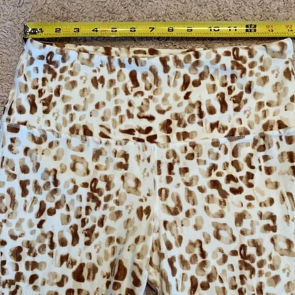 VERSONA Womens Animal Print Leggings - sz Medium - Picture 6 of 10